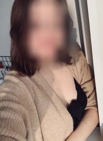 Alena, 30