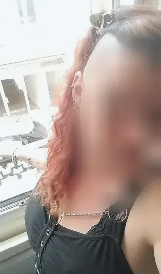 Anna, 35