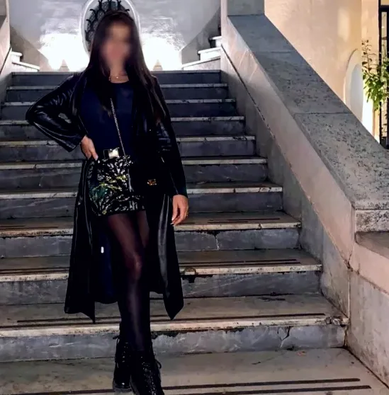 Chiara, 38
