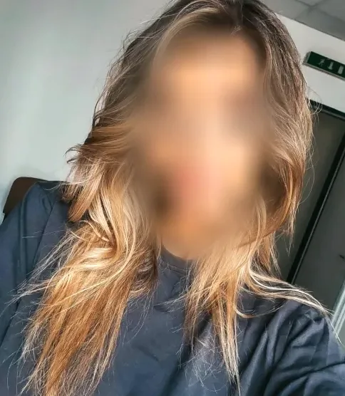 Corinna, 32