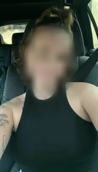 Fabienne, 35