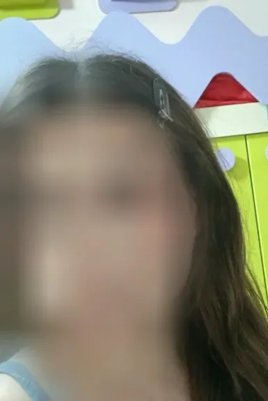 Ingrid, 33