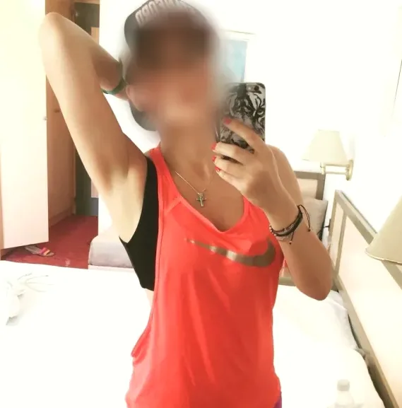 Jana, 28