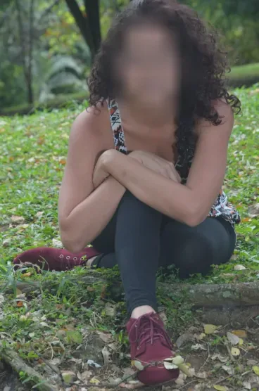 Laura, 38