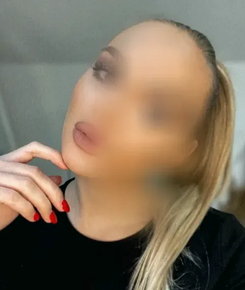Renate, 31