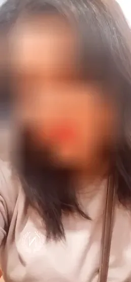 Sabine, 34
