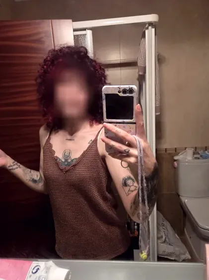 Sabine, 36