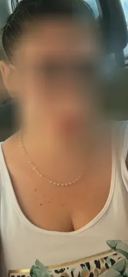 Sandra, 30