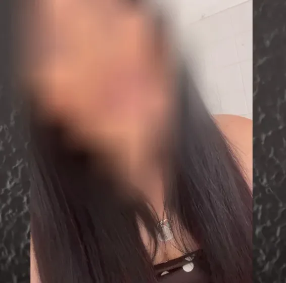 Selma, 29
